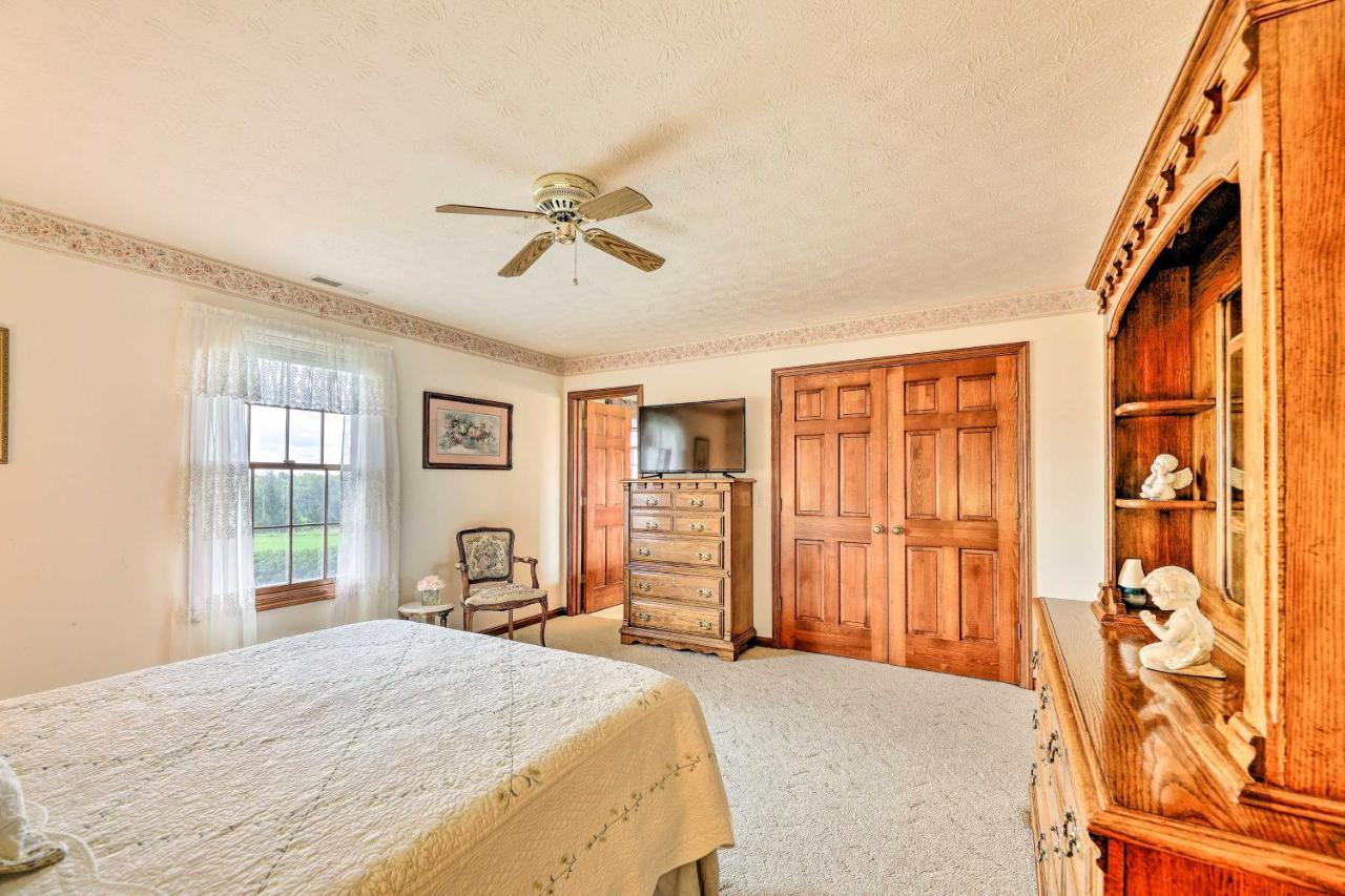 הוילה Charming Williamstown Retreat With Private Yard מראה חיצוני תמונה